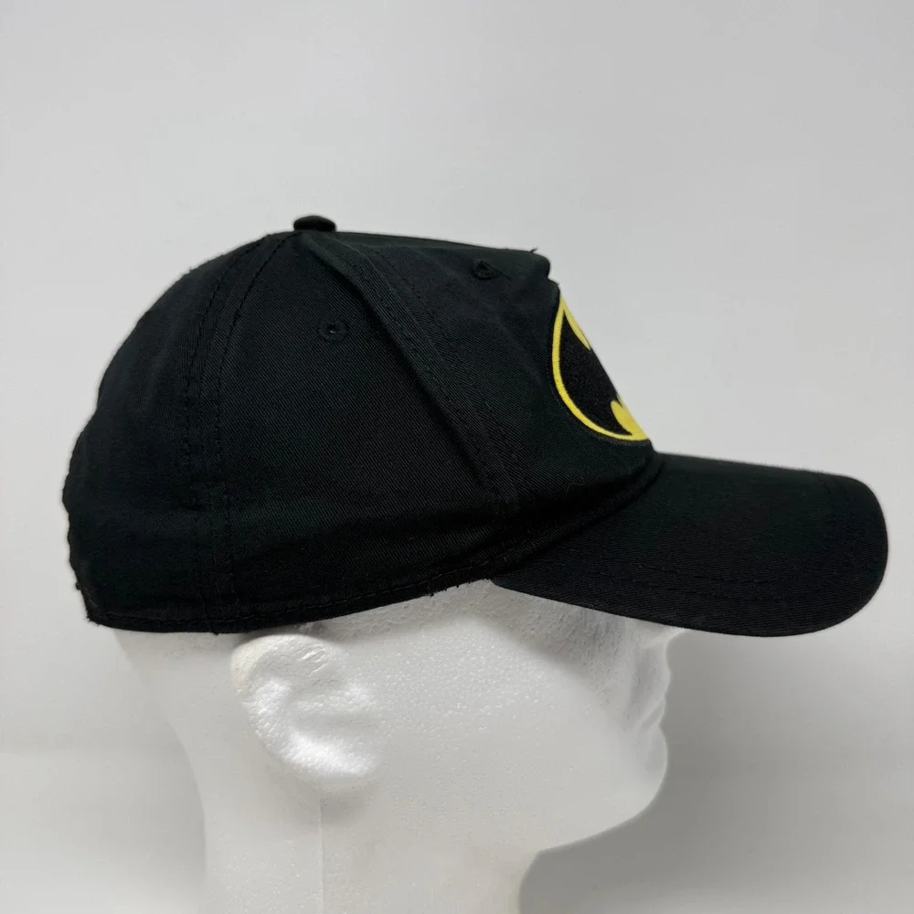 Batman DC Comics Youth Baseball Cap Black Yellow Bat Signal Snapback Hat 2017